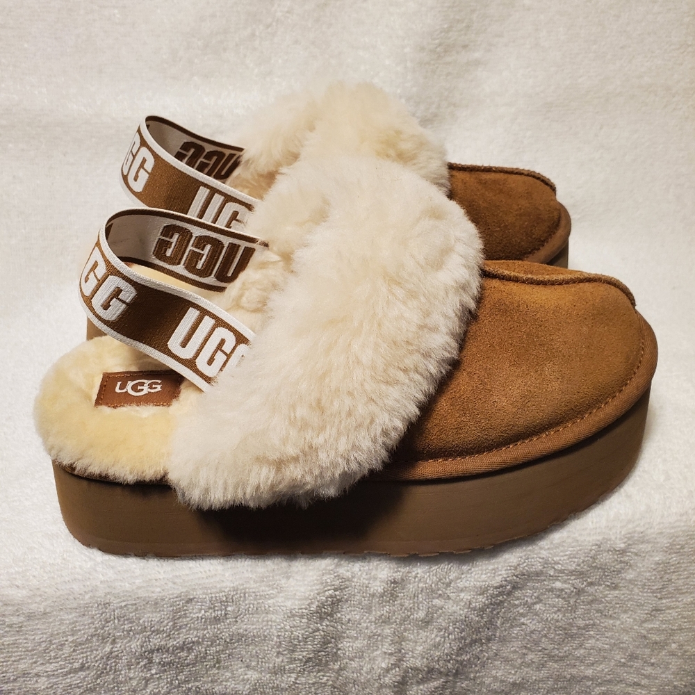 UGG Chestnut Shearling Platform Slide with Cream Sheepskin Trim - Picture 3 of 6